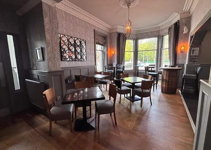 Richmond Park Hotel
