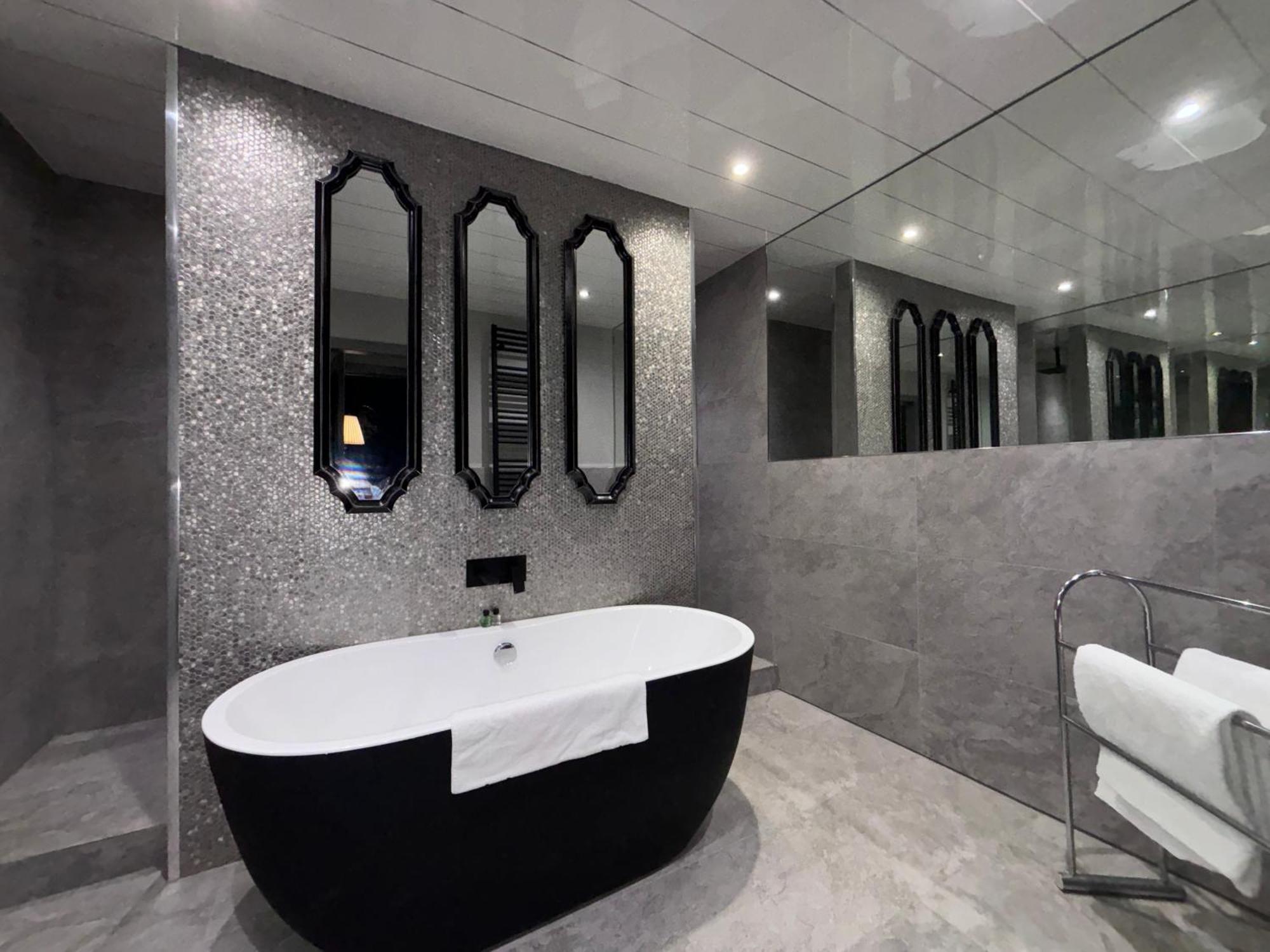 Hotel Richmond Park 3*